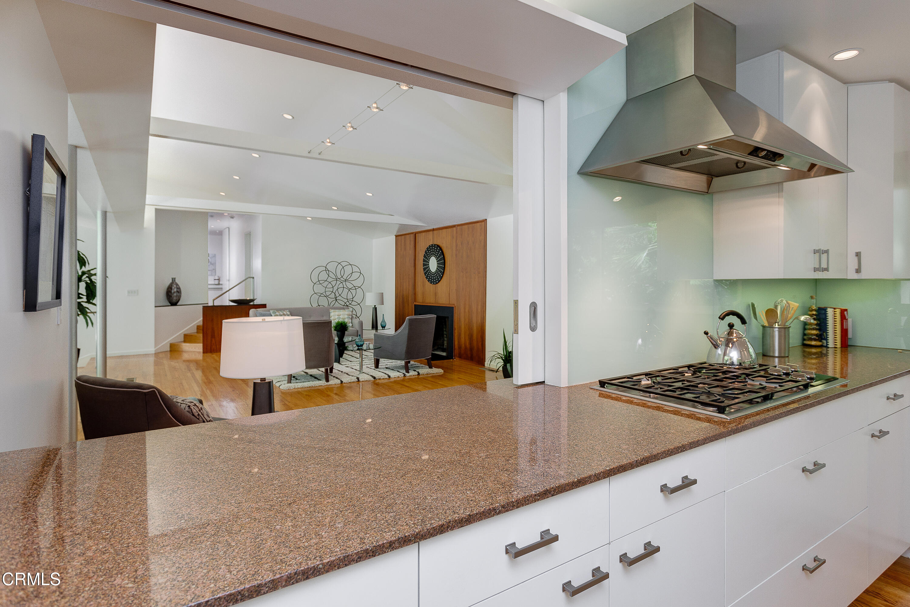 1040 Stoneridge Drive Pasadena, CA 91105 - Photo 13 of 40 egpimaging_1040Stoneridge_016_MLS