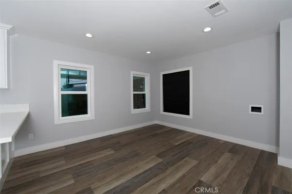 $940,000 | 1919 West 82nd Street, Los Angeles, CA 90047
