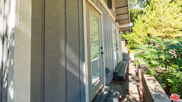 $565,000 | 528 Stream Lane, Lytle Creek, CA 92358