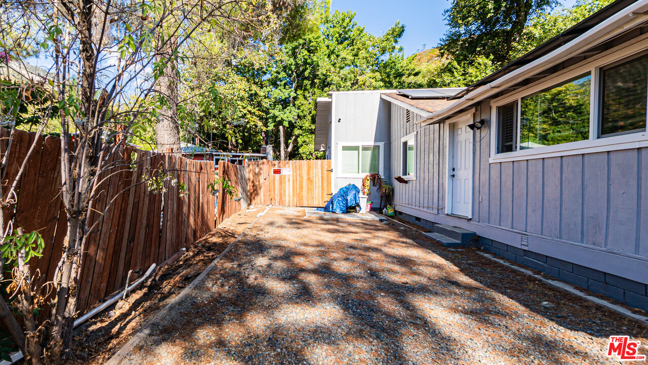 528 Stream Lane Lytle Creek, CA 92358 - Photo 3 of 44