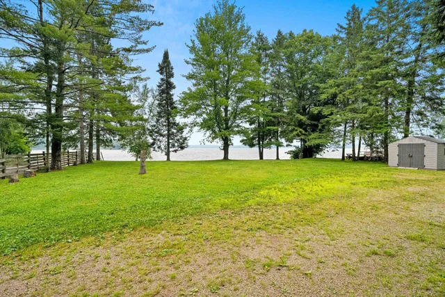 $415,000 | 9408 North Kelly Lake Road, Suring, WI 54174