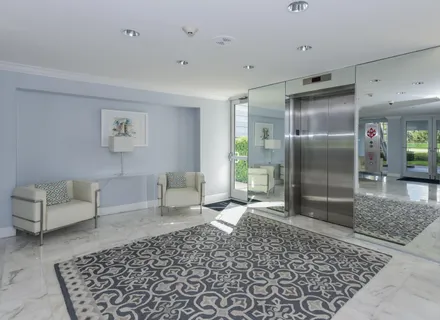 $599,000 | 2505 South Ocean Boulevard, Unit 411, Palm Beach, FL 33480