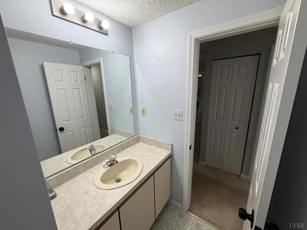 $465,000 | 95 Indian Pointe Drive, Hardy, VA 24101