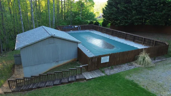$465,000 | 95 Indian Pointe Drive, Hardy, VA 24101