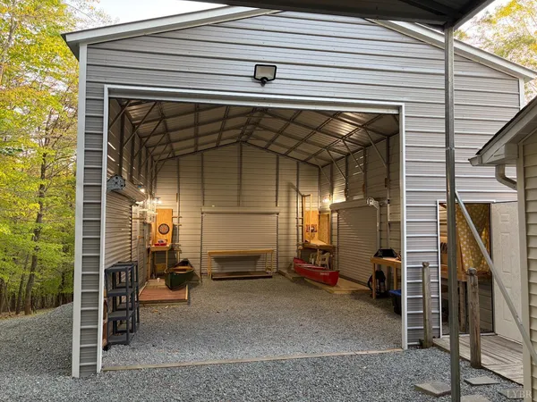 $465,000 | 95 Indian Pointe Drive, Hardy, VA 24101