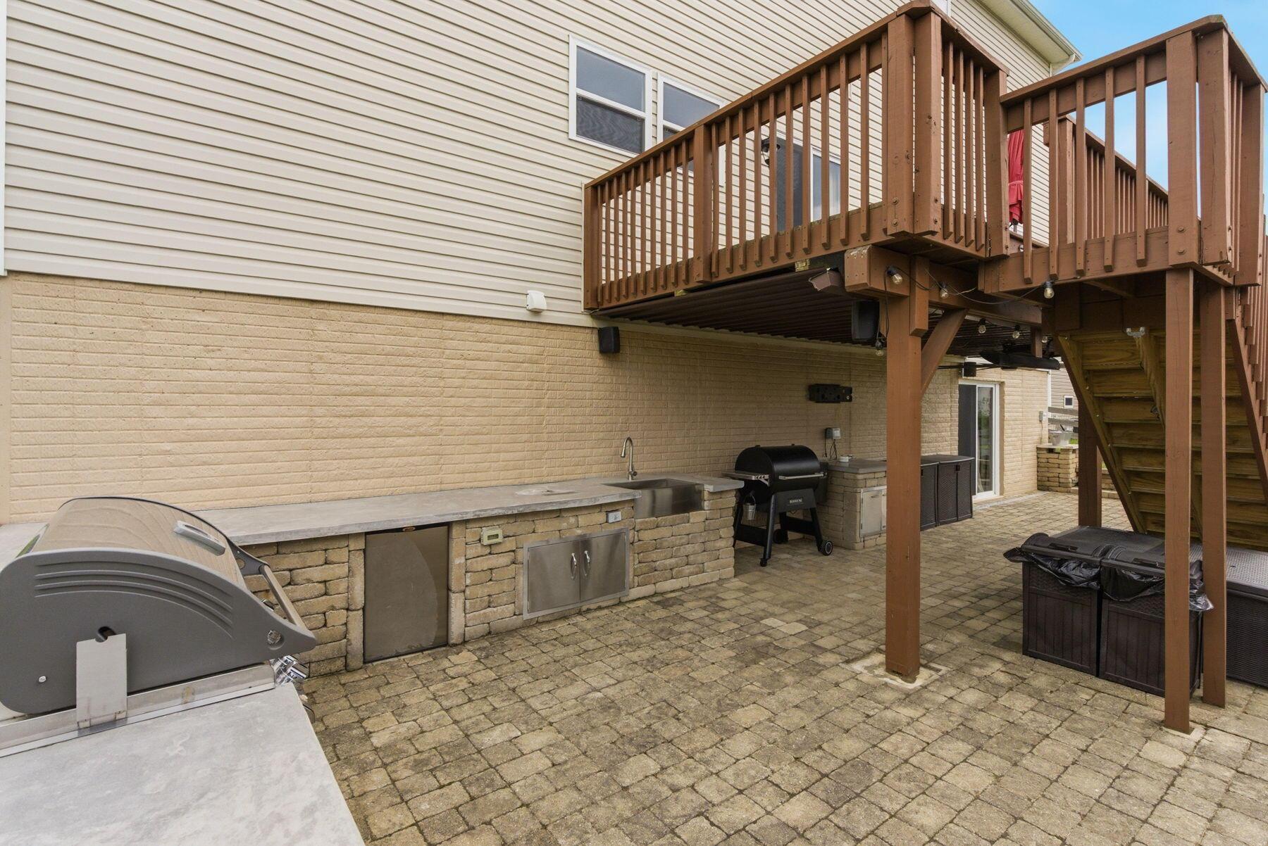 1822 Joe Walker Road Galena, OH 43021 - Photo 5 of 85 Deck