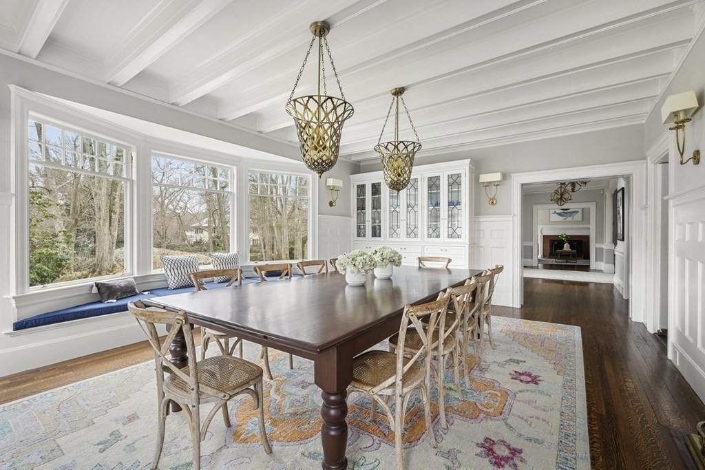 31 Montvale Road Newton, MA 02459 - Photo 11 of 35