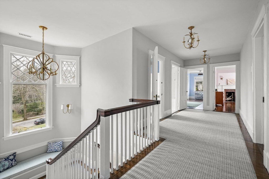 31 Montvale Road Newton, MA 02459 - Photo 18 of 35