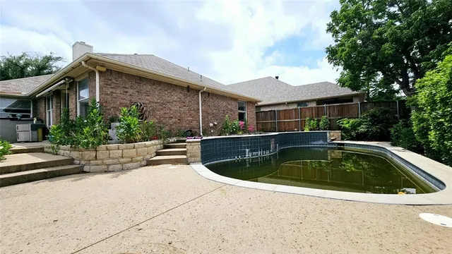 a view of outdoor space yard swimming pool and patio