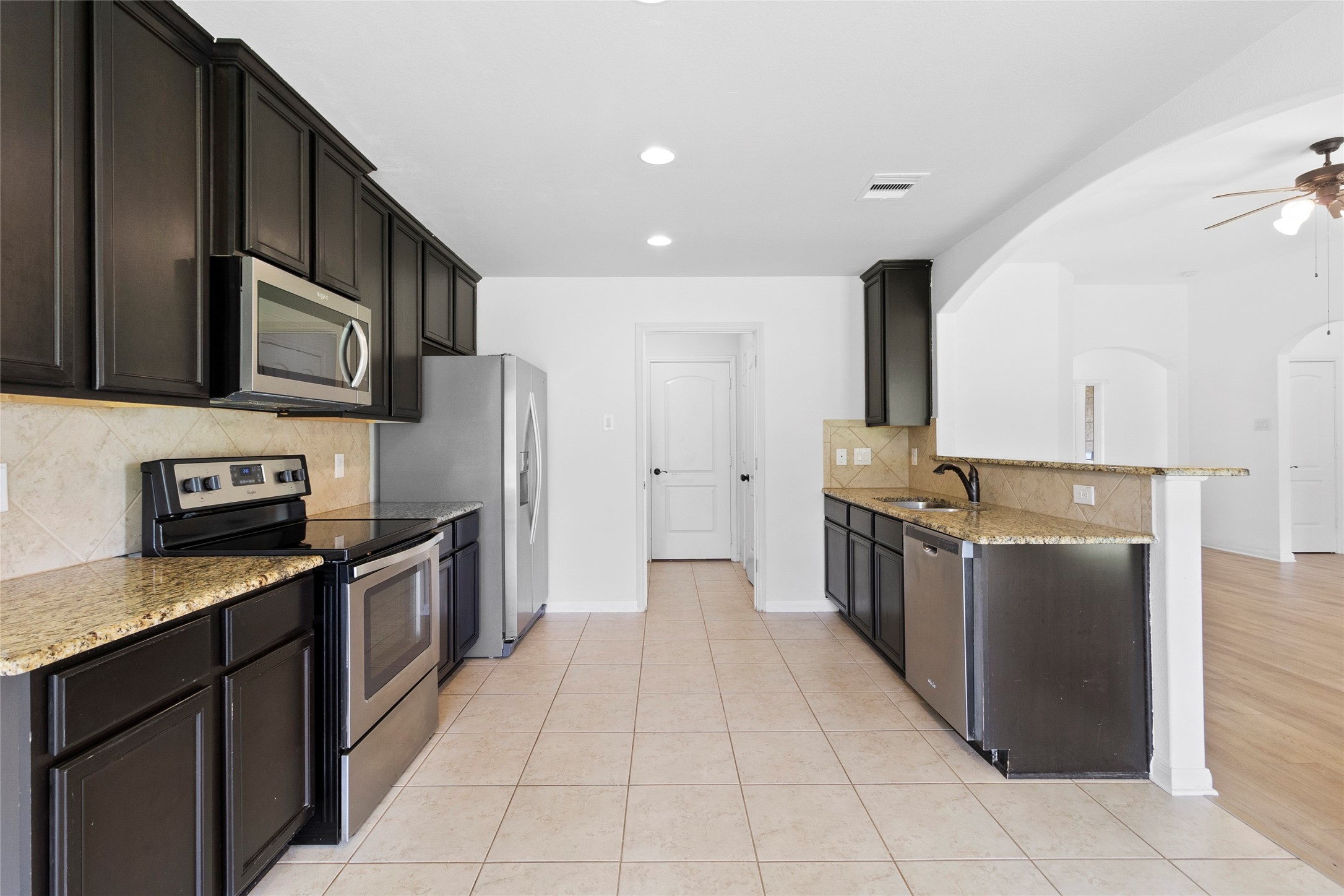 18759 Wichita Trail Magnolia, TX 77355 - Photo 8 of 23