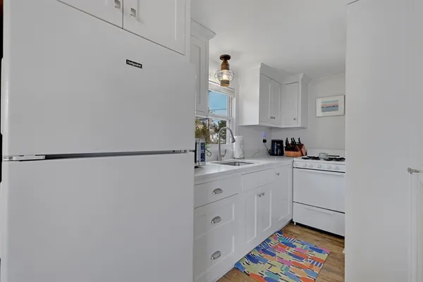 $587,900 | 174 North Shore Boulevard, Unit 1, Sandwich, MA 02537