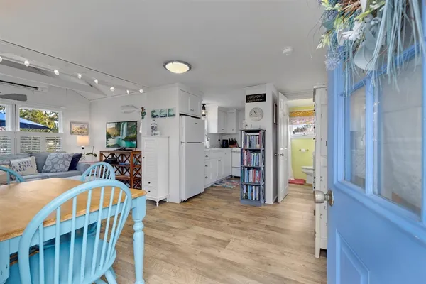 $587,900 | 174 North Shore Boulevard, Unit 1, Sandwich, MA 02537