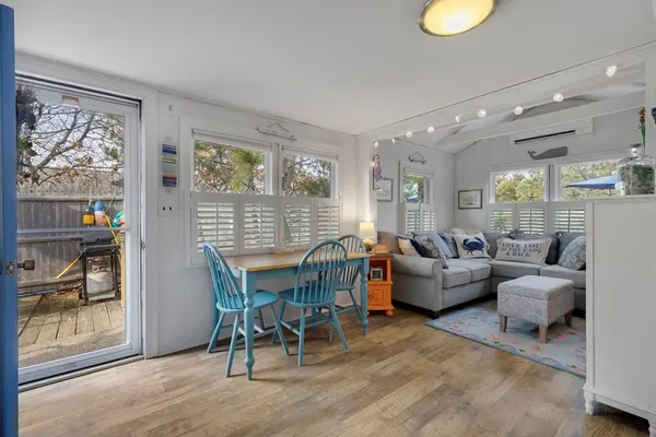 $587,900 | 174 North Shore Boulevard, Unit 1, Sandwich, MA 02537