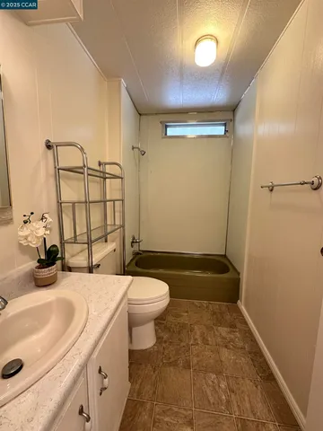 $159,950 | 134 Banyon Drive, Pittsburg, CA 94565