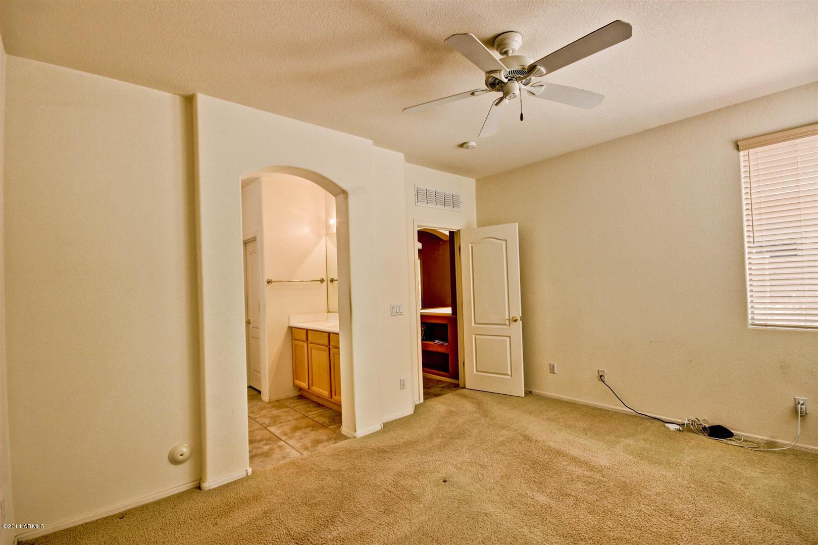 906 South Roca Street Gilbert, AZ 85296 - Photo 15 of 19 Roca (18)