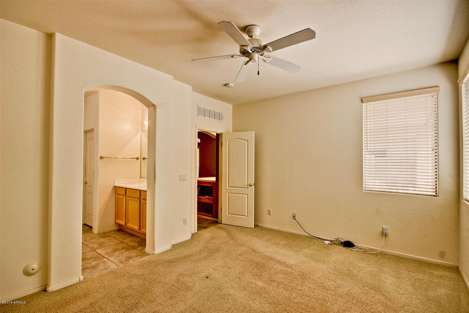906 South Roca Street Gilbert, AZ 85296 - Photo 16 of 19 Roca (19)