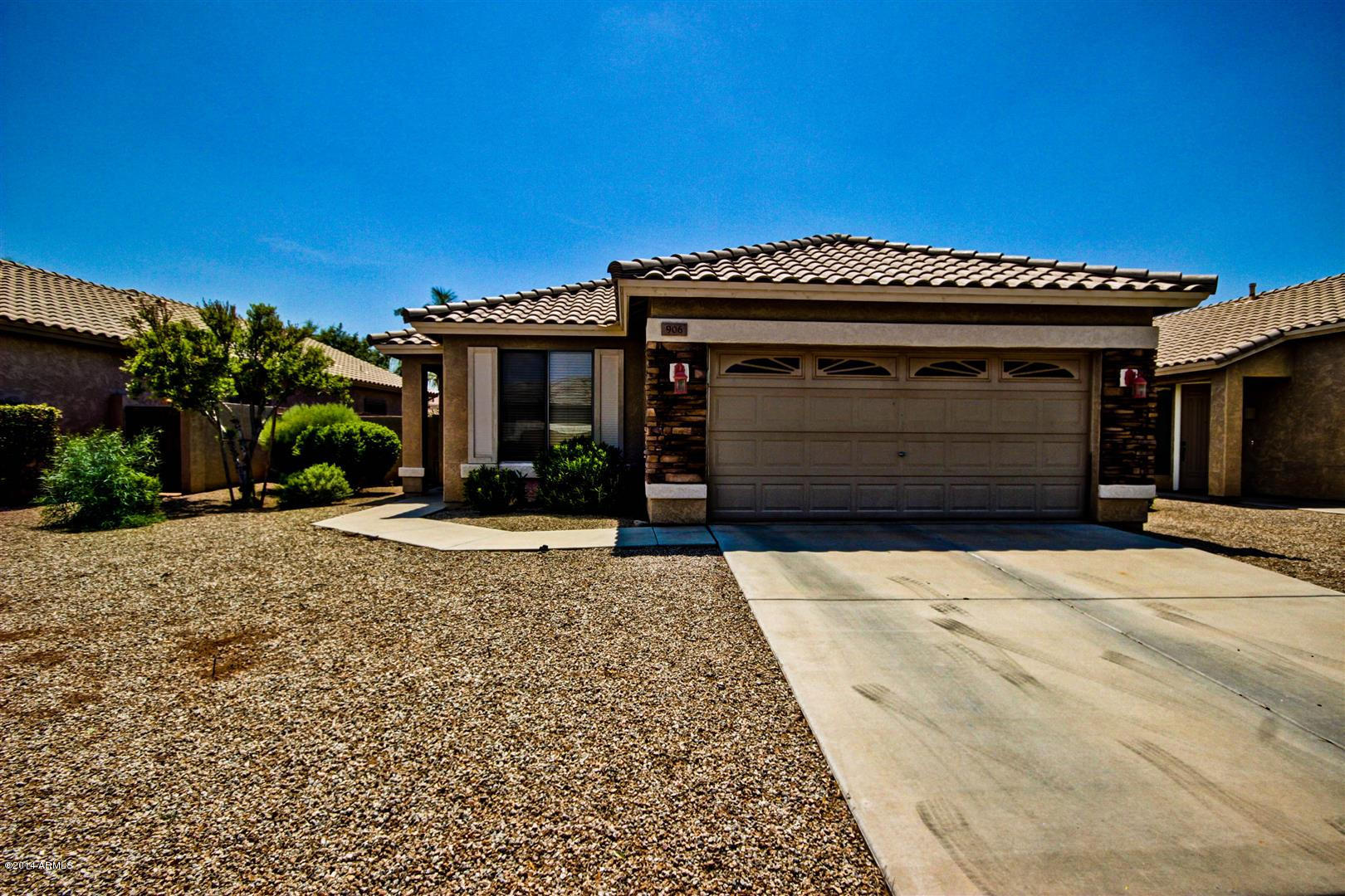 906 South Roca Street Gilbert, AZ 85296 - Photo 2 of 19 Roca (2)