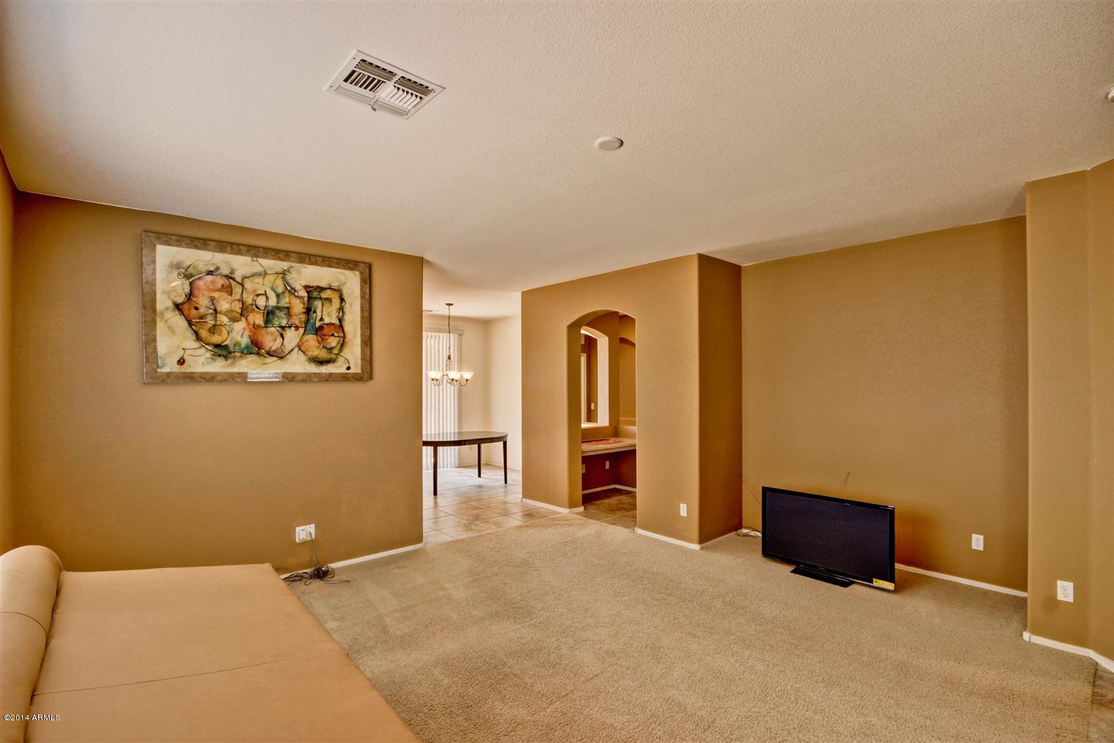 906 South Roca Street Gilbert, AZ 85296 - Photo 4 of 19 Roca (4)