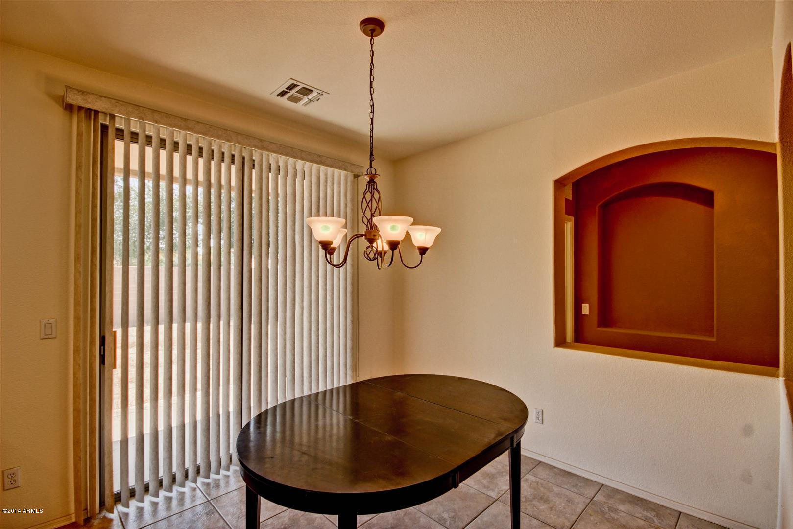 906 South Roca Street Gilbert, AZ 85296 - Photo 6 of 19 Roca (9)