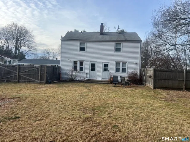 $1,400 | 128 Laurel Court, Plainville, CT 06062