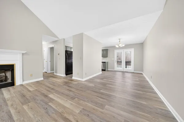 $2,100 | 108 Deerfield Drive, Springfield, TN 37172