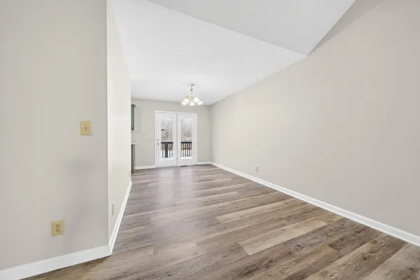 $2,100 | 108 Deerfield Drive, Springfield, TN 37172