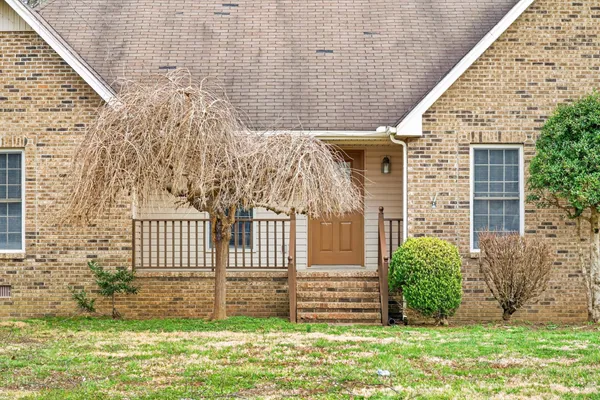 $2,100 | 108 Deerfield Drive, Springfield, TN 37172