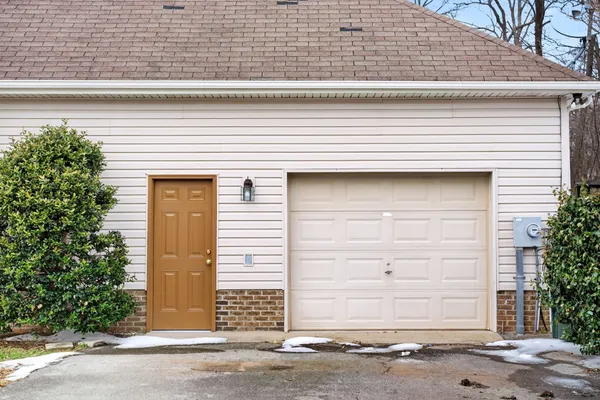 $2,100 | 108 Deerfield Drive, Springfield, TN 37172