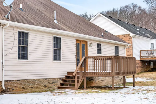 $2,100 | 108 Deerfield Drive, Springfield, TN 37172