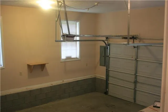 $2,100 | 108 Deerfield Drive, Springfield, TN 37172