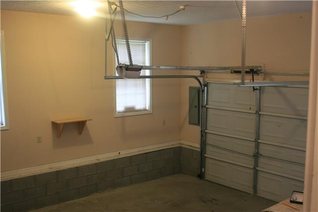 108 Deerfield Drive Springfield, TN 37172 - Photo 9 of 11