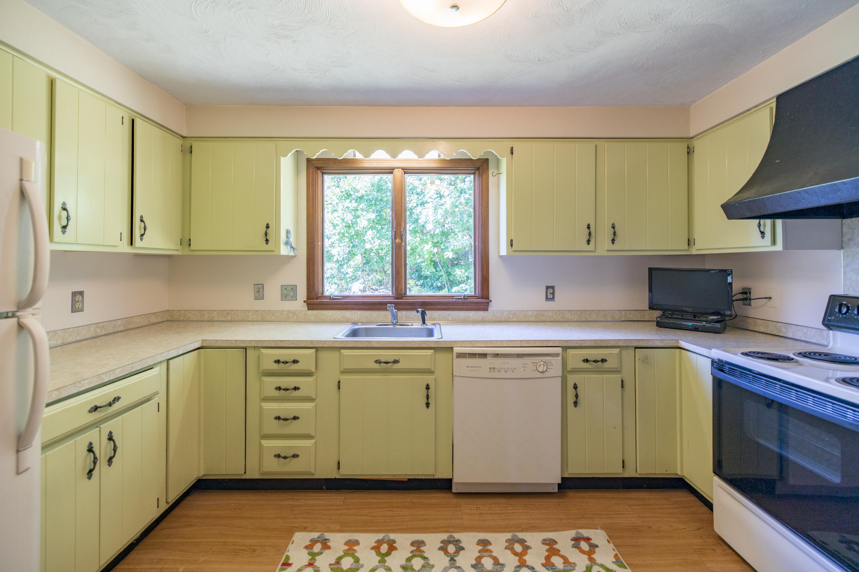 52 Broad Cove Road Cape Elizabeth, ME 04107 - Photo 14 of 49 6I3A3992