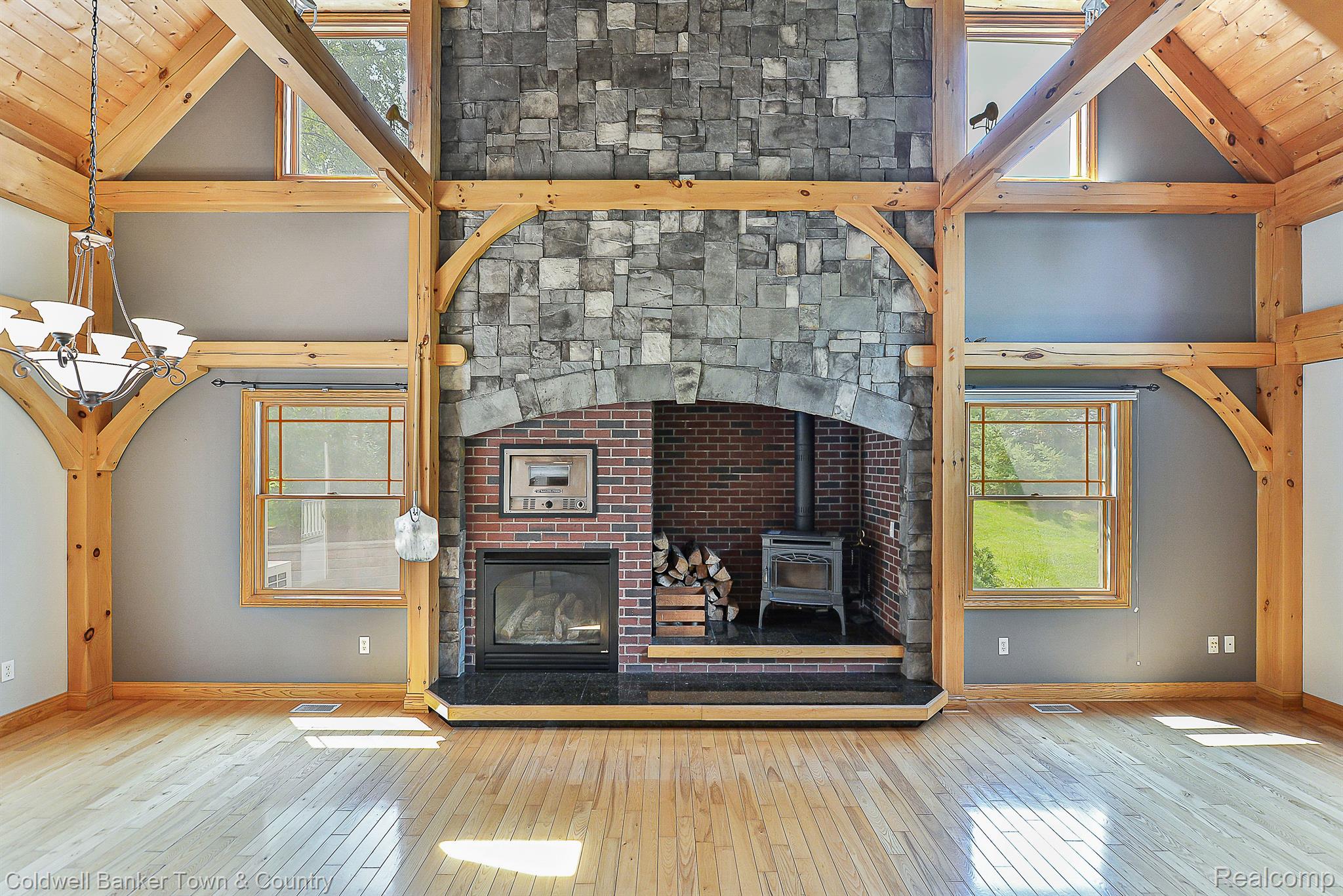 1550 Dutcher Road Howell, MI 48843 - Photo 11 of 77 Gallery Image 11