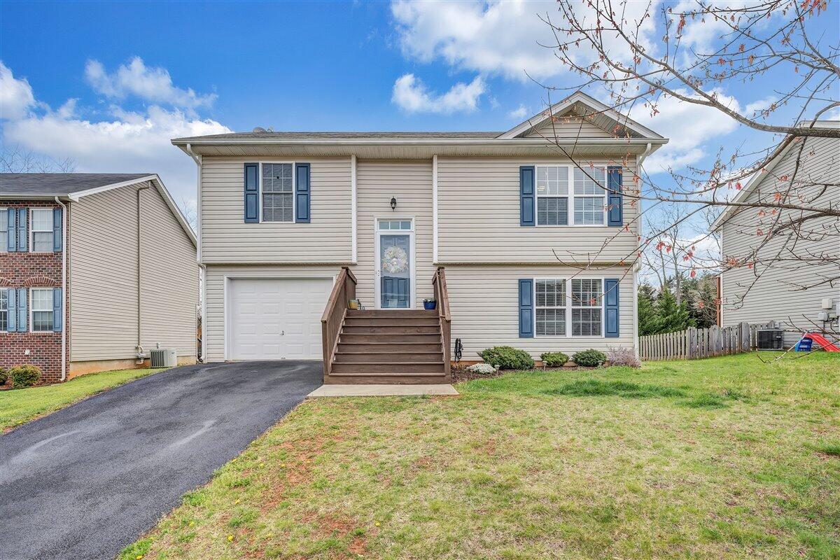 549 Old Fort Road Rocky Mount, VA 24151 - Photo 1 of 27 01-MIB02378