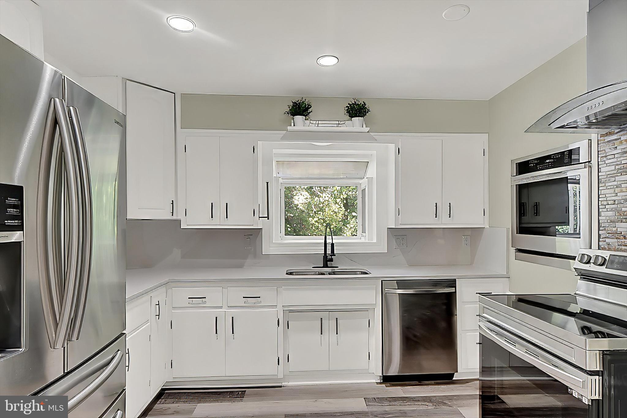 9208 Hines Road Parkville, MD 21234 - Photo 12 of 40 Gallery Image 12
