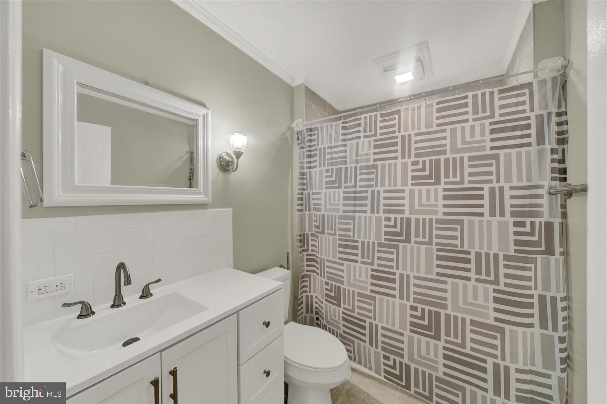 9208 Hines Road Parkville, MD 21234 - Photo 18 of 40 Gallery Image 18