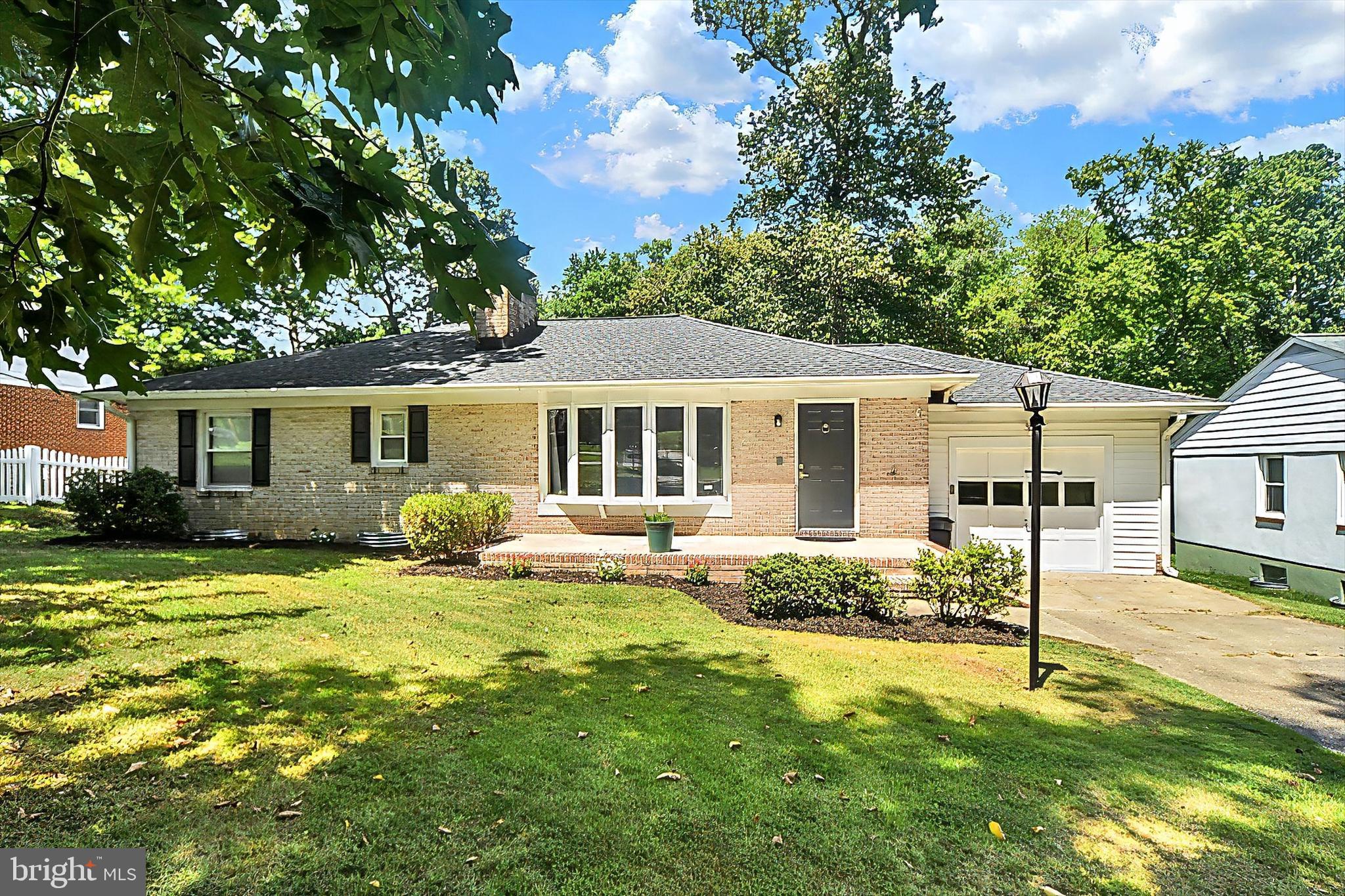 9208 Hines Road Parkville, MD 21234 - Photo 4 of 40 Gallery Image 4