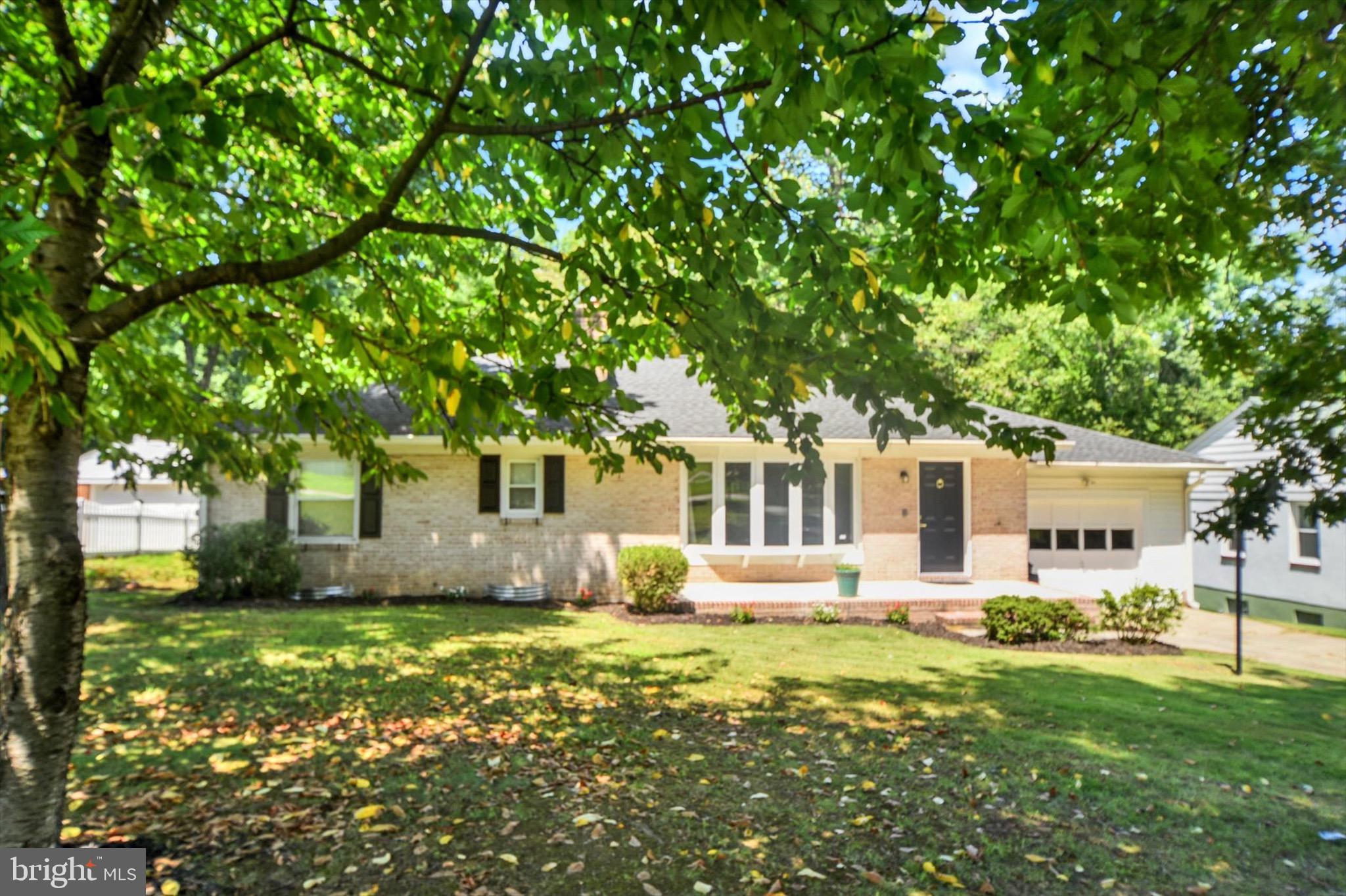 9208 Hines Road Parkville, MD 21234 - Photo 5 of 40 Gallery Image 5