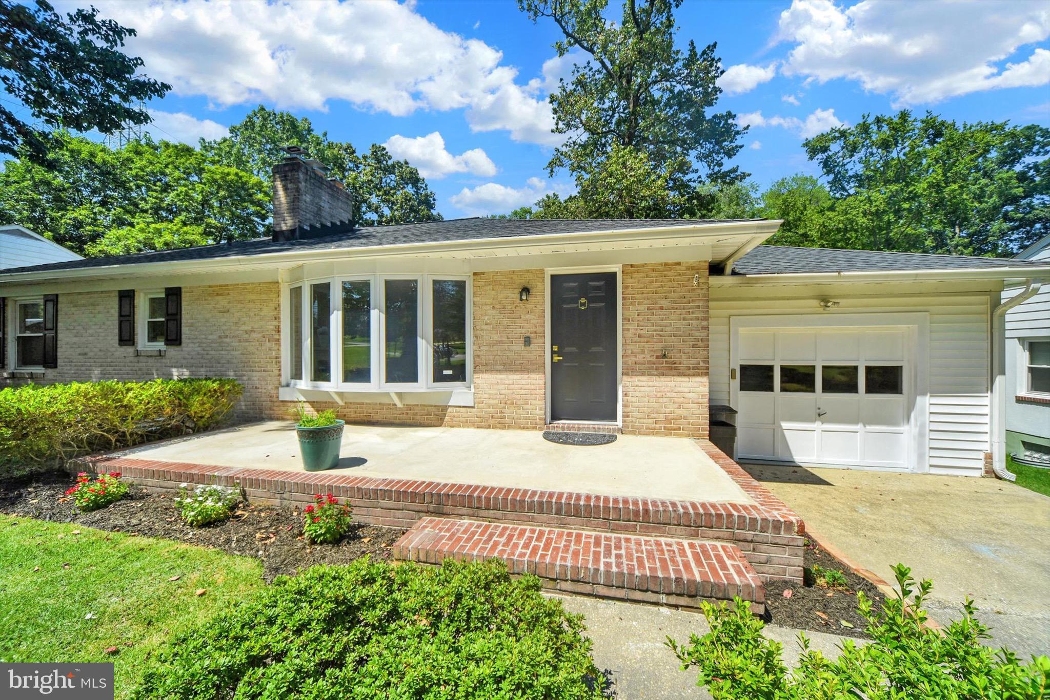 9208 Hines Road Parkville, MD 21234 - Photo 6 of 40 Gallery Image 6
