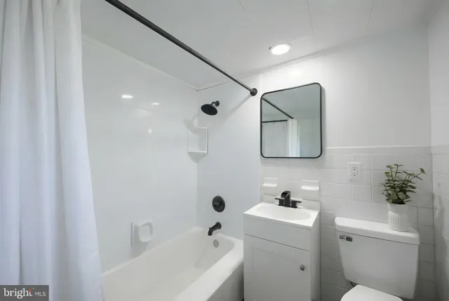 $364,900 | 9446 East Springfield Road, Seven Valleys, PA 17360