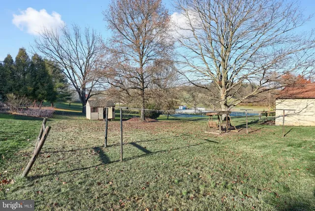 $364,900 | 9446 East Springfield Road, Seven Valleys, PA 17360