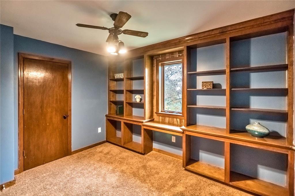 955 Crawford Road Pittsburgh, PA 15237 - Photo 13 of 25 Gallery Image 13