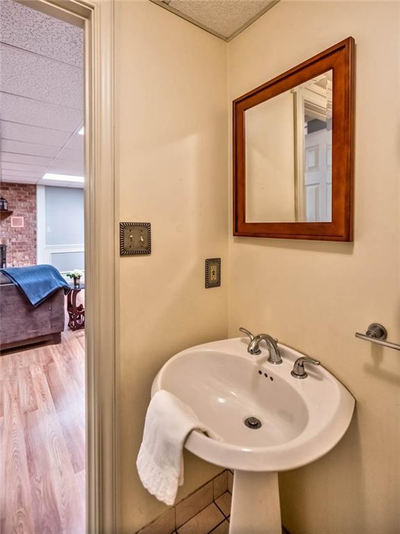 955 Crawford Road Pittsburgh, PA 15237 - Photo 20 of 25 Gallery Image 20
