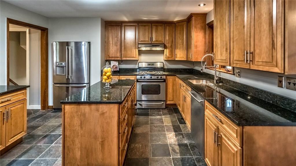955 Crawford Road Pittsburgh, PA 15237 - Photo 9 of 25 Gallery Image 9