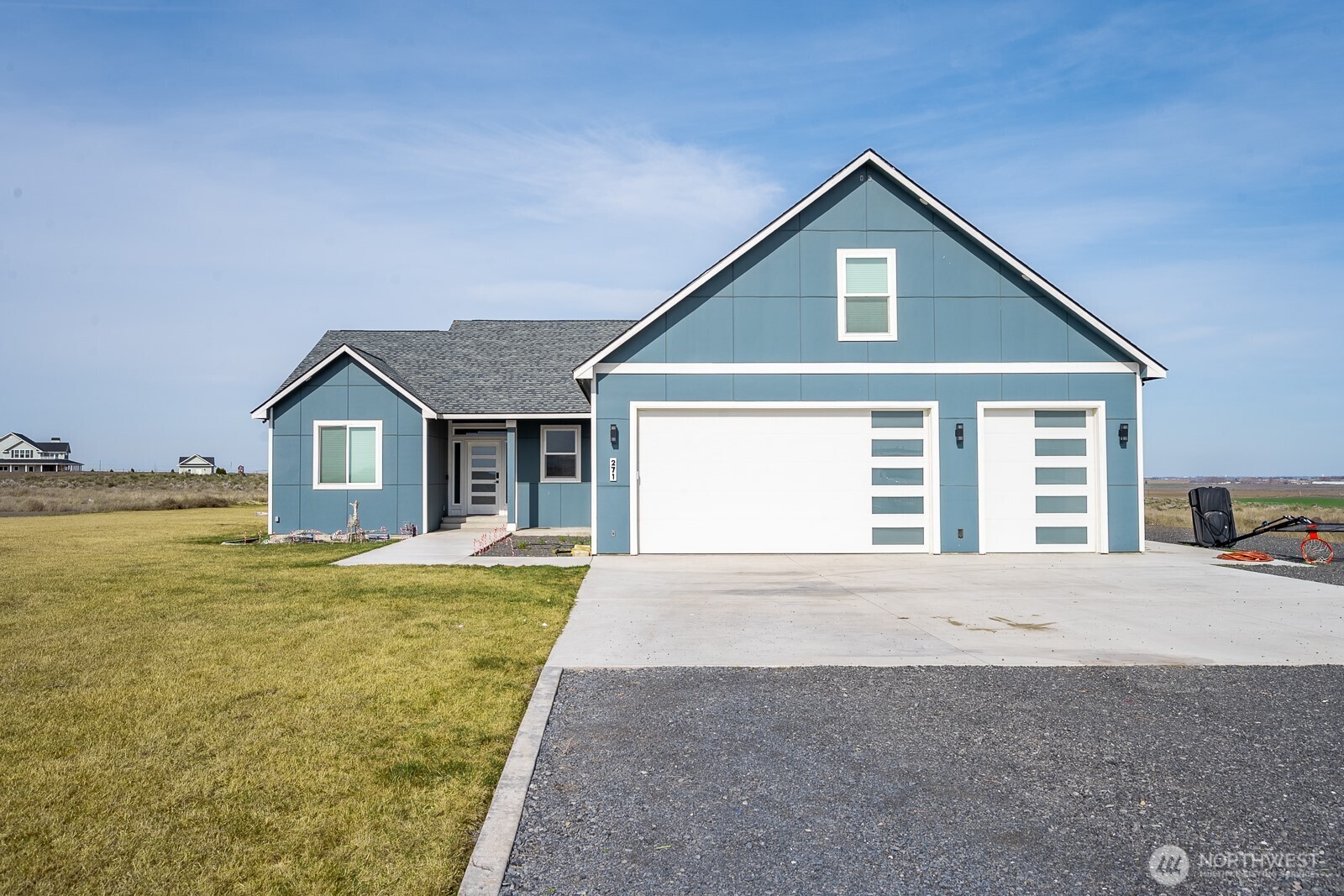 271 Baseline.5 Road Southeast Moses Lake, WA 98837 - Photo 2 of 37 Gallery Image 2