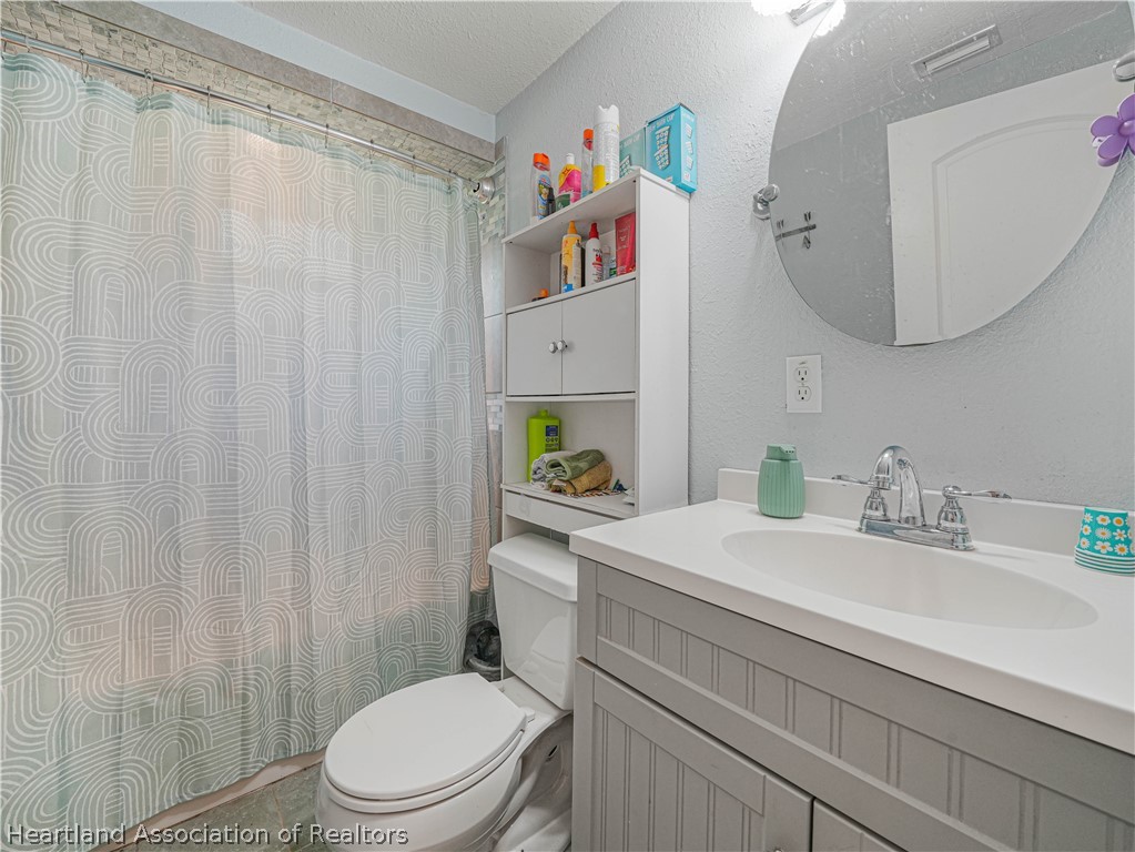 702 Lake Branch Road Bowling Green, FL 33834 - Photo 22 of 33