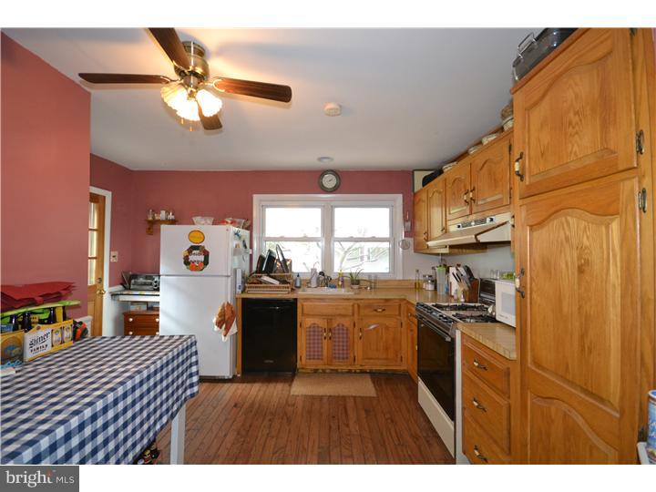 227 West County Line Road Hatboro, PA 19040 - Photo 14 of 19 Kitchen