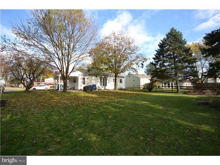 227 West County Line Road Hatboro, PA 19040 - Photo 19 of 19 Exterior Back