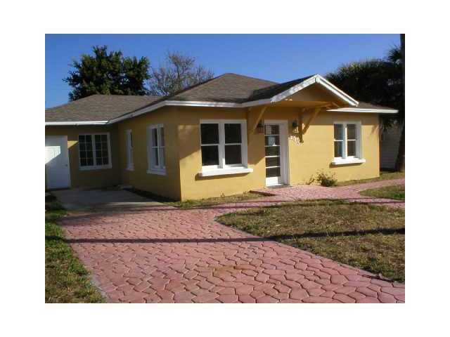 142 East 23rd Street Riviera Beach, FL 33404 - Photo 1 of 14 Primary Photo