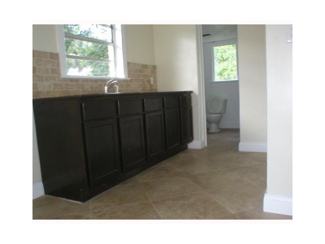 142 East 23rd Street Riviera Beach, FL 33404 - Photo 11 of 14 Additional Photo